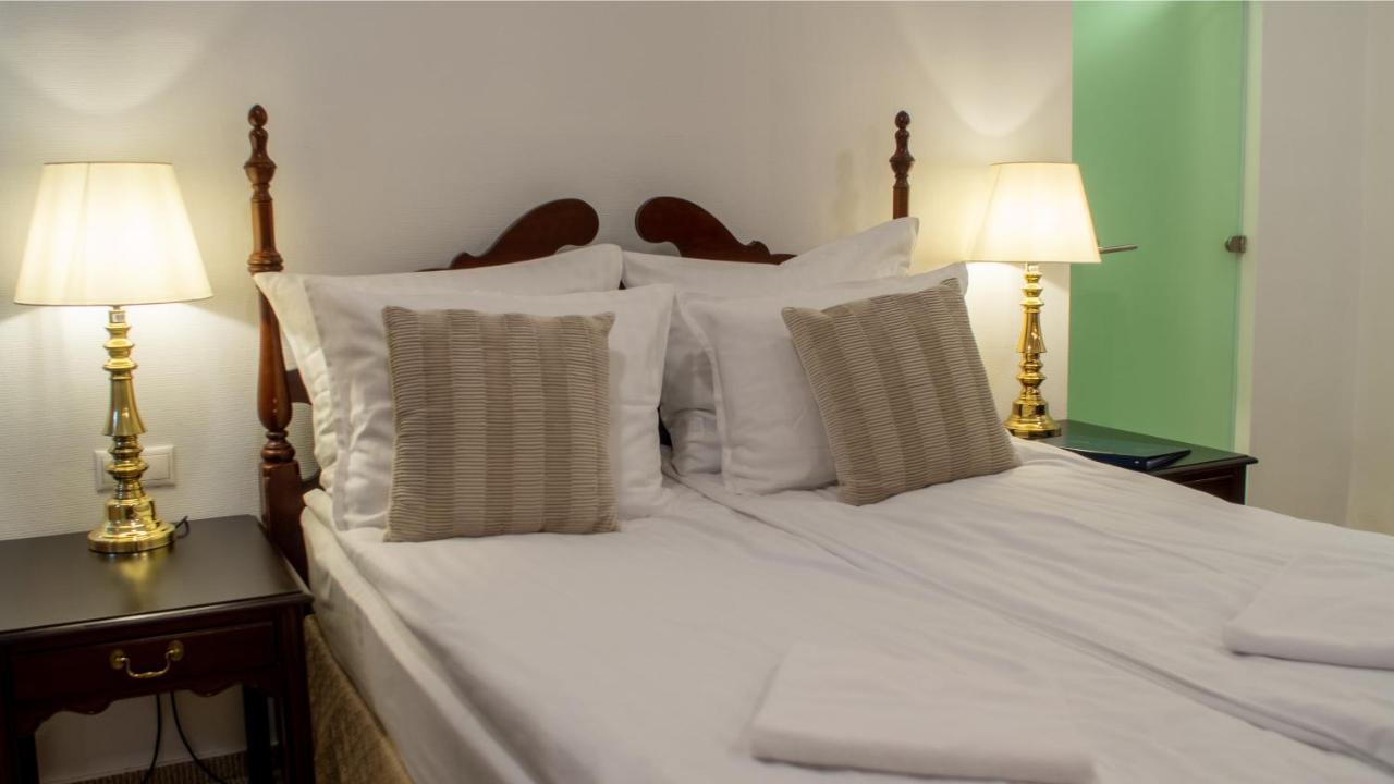 Opera16 Guestrooms Penzion Budapešť