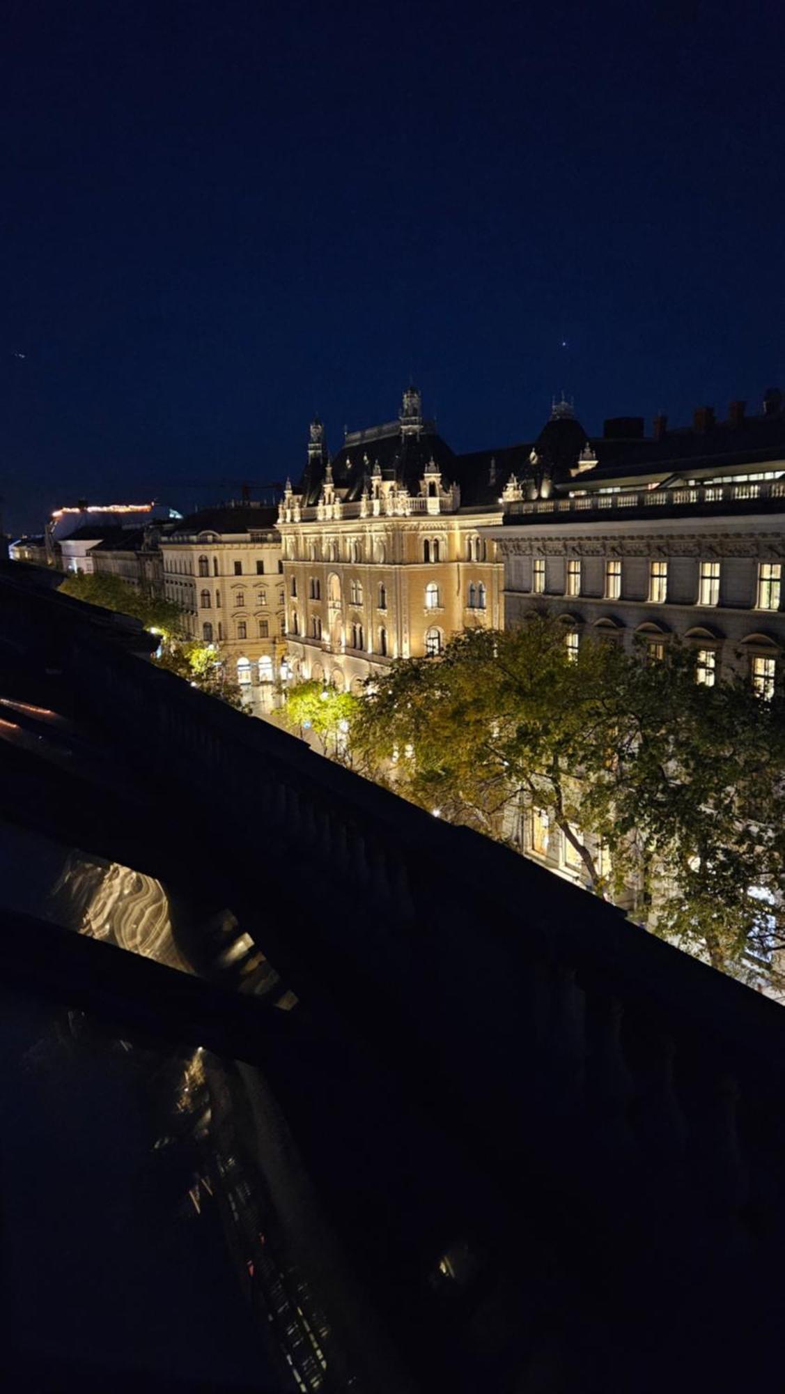 Opera16 Guestrooms * Budapešť